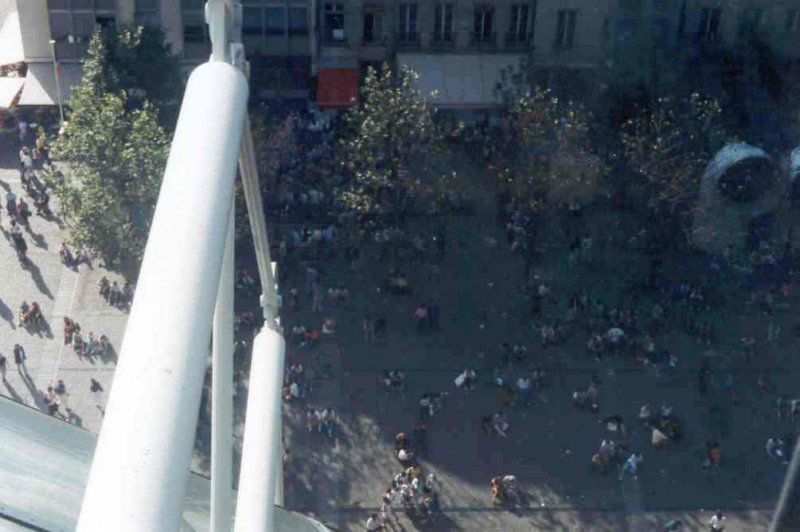 parijspleintjevoorcentrepompidou.jpg