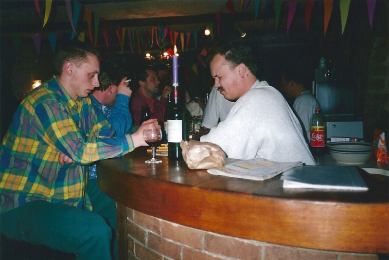 aspelletjeaandebar.jpg