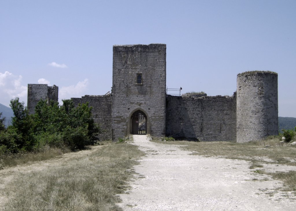 chateaudepuivert.jpg